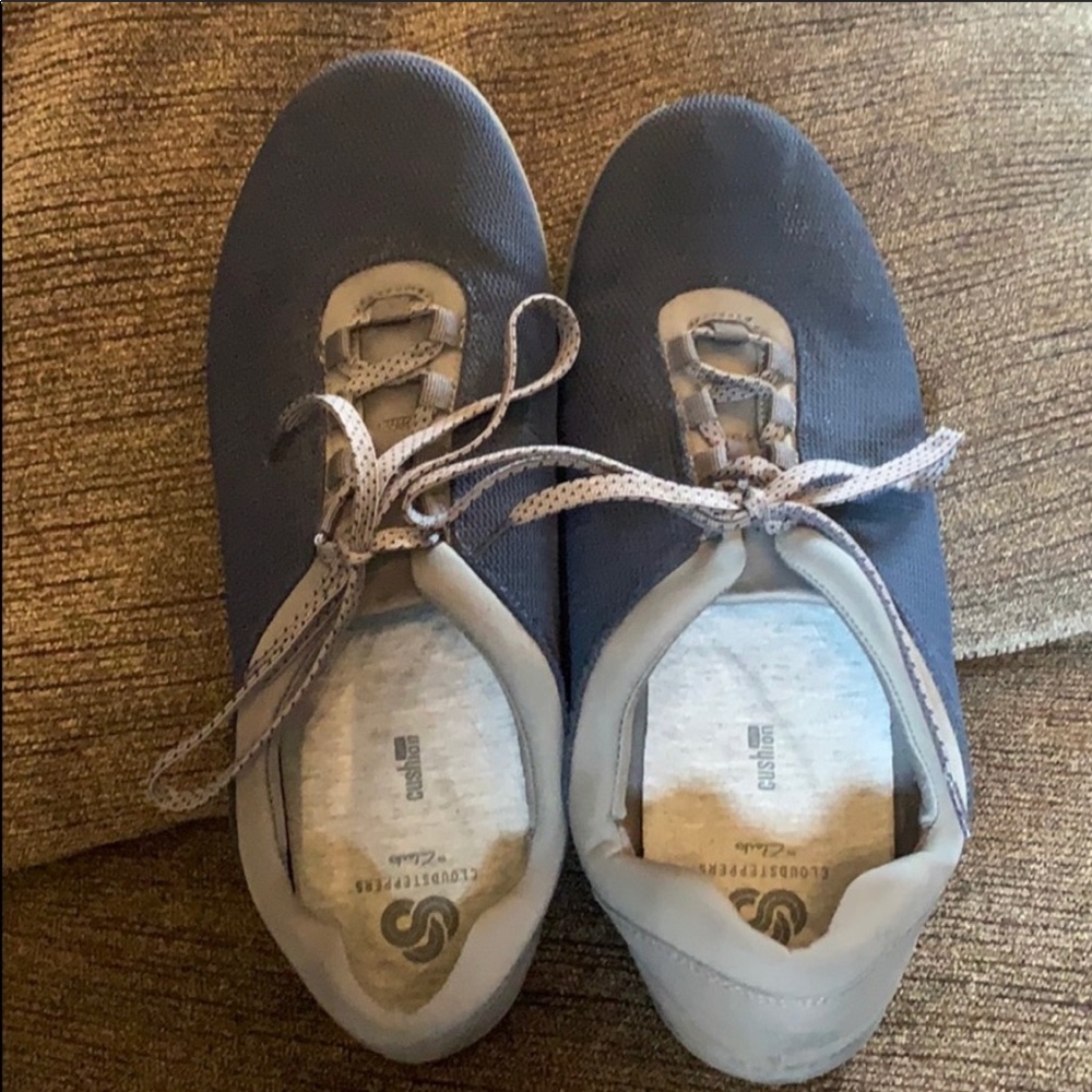 4/$30 Cloud Steppers by Clarks